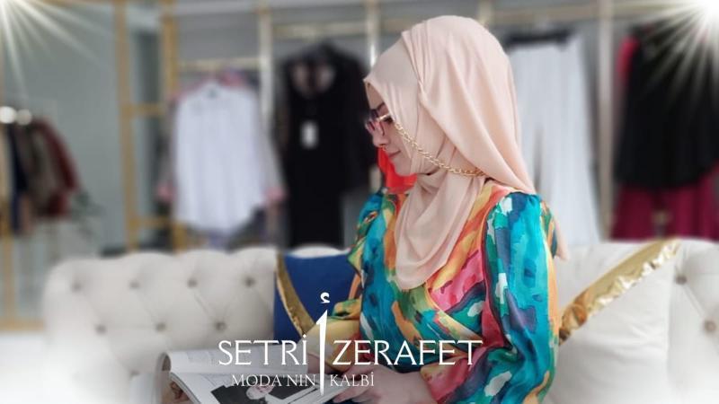 Modacı Elif Akar, İnternet Üzerinden Tüm Türkiye’ye Setri Zerafet Markasıyla Birbirinden Seçkin Ürünlerini Pazarlıyor