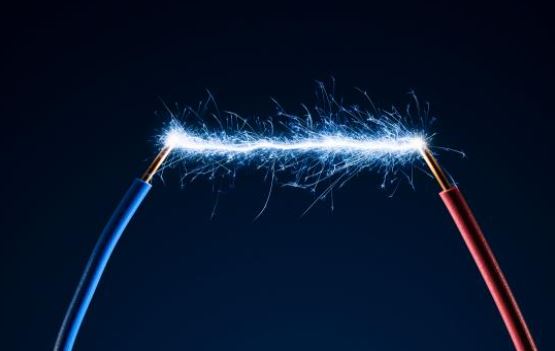 Havadan Elektrik Üretmenin Yolunu Bulundu