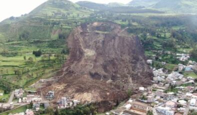 Toprak Kayması Sonucu Ekvador’da  Ölenlerin Sayısı Açıklandı