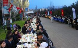Kırgızistan’da 3 Bin Kişinin Katılımıyla Sokak İftarı Düzenlendi
