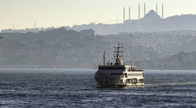 Olumsu Hava Koşulları İstanbul’da Deniz Ulaşımına Olumsuz Etkiledi