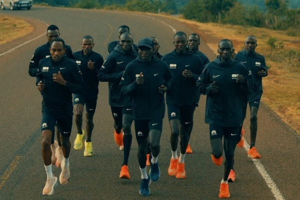İnovasyon Atletizmle Buluşuyor: Huawei ve Eliud Kipchoge Yeni Nesil Koşu Saatini Tanıttı 